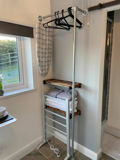 Adorable Bedsit For You, Partner And Your Pet! Stepaside  Exterior photo